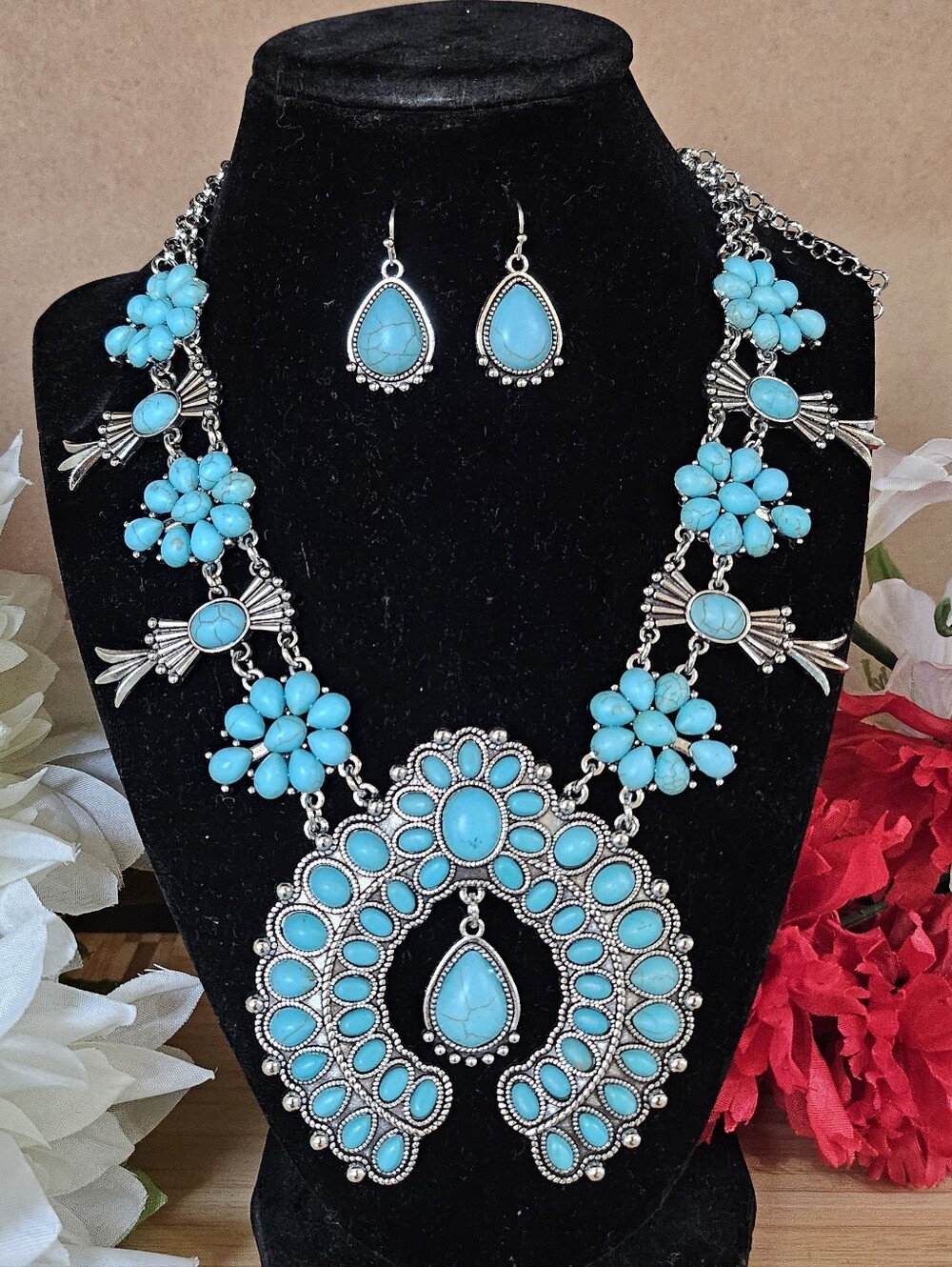 💥Ancient Blossom Necklace & Earrings Set